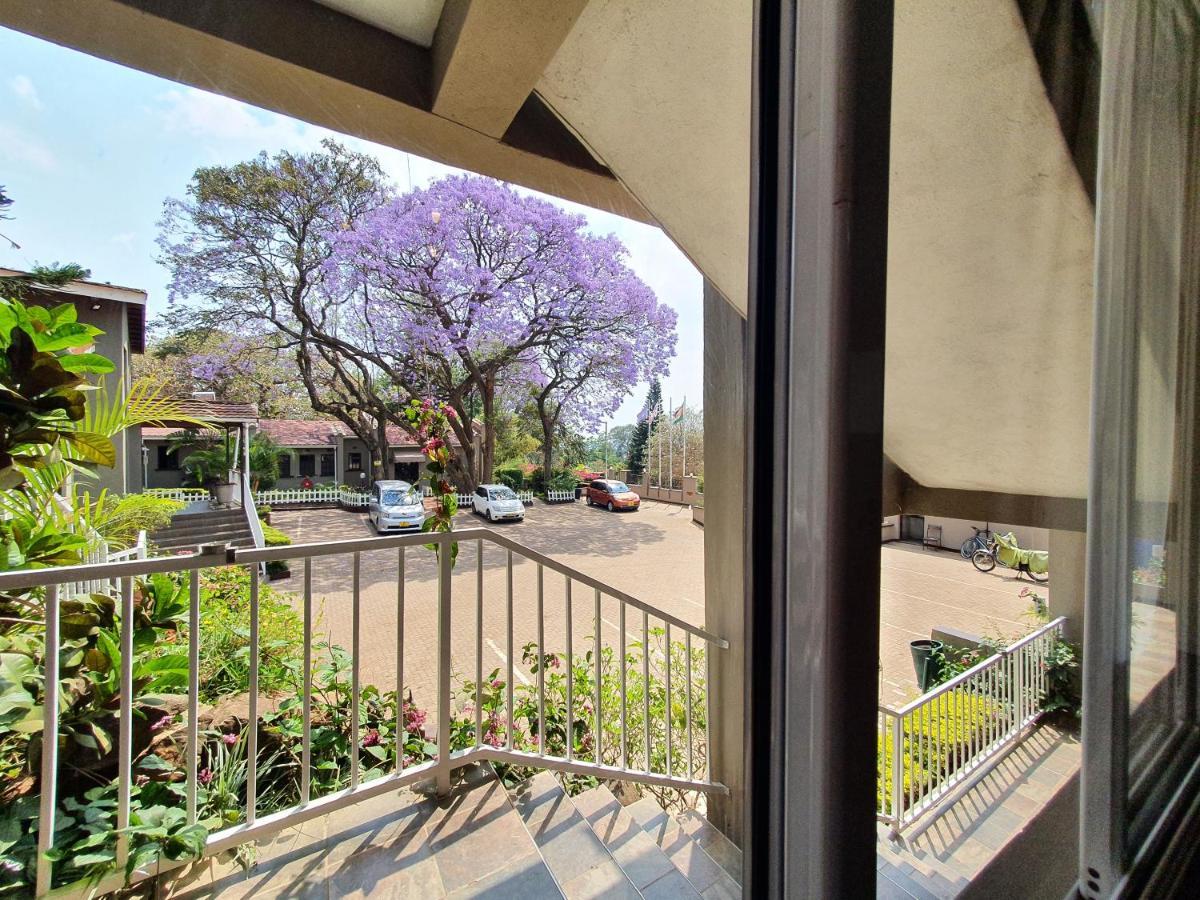 Serendib Suites And Conference Center Blantyre Exterior photo